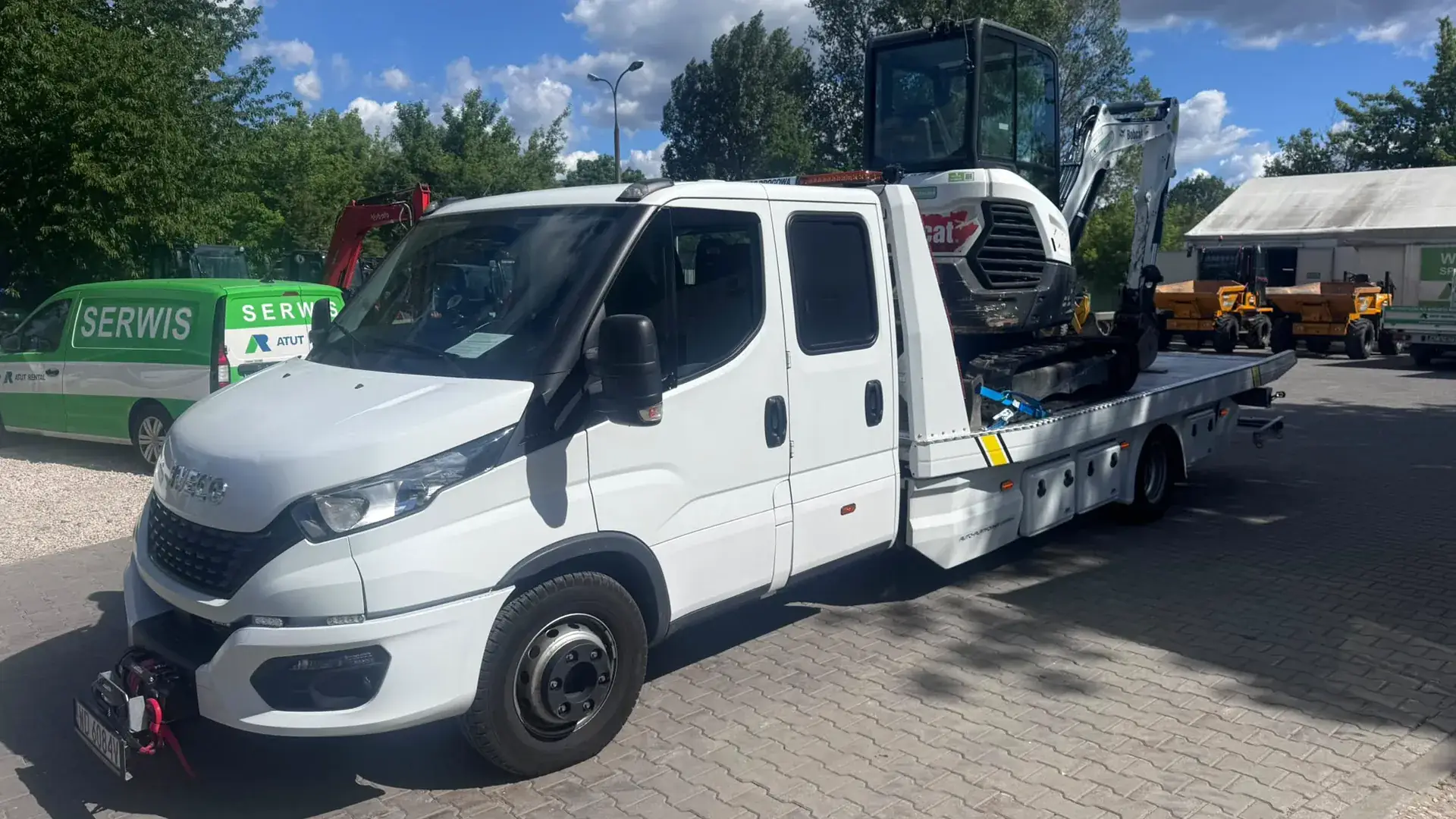 Transport maszyn Warszawa – Zaholowani