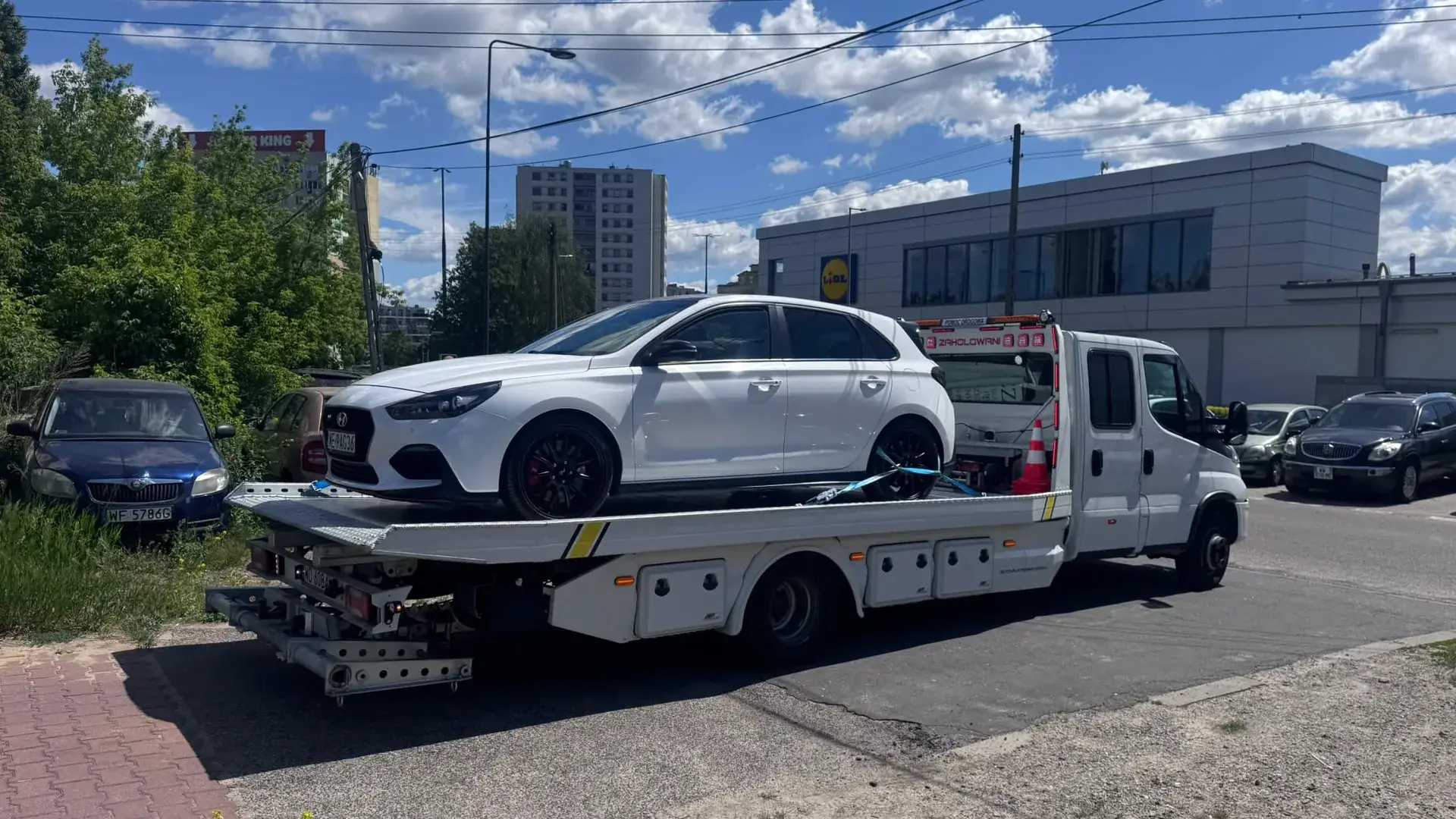 Pomoc Drogowa Bielany – Zaholowani Pomoc Drogowa Warszawa